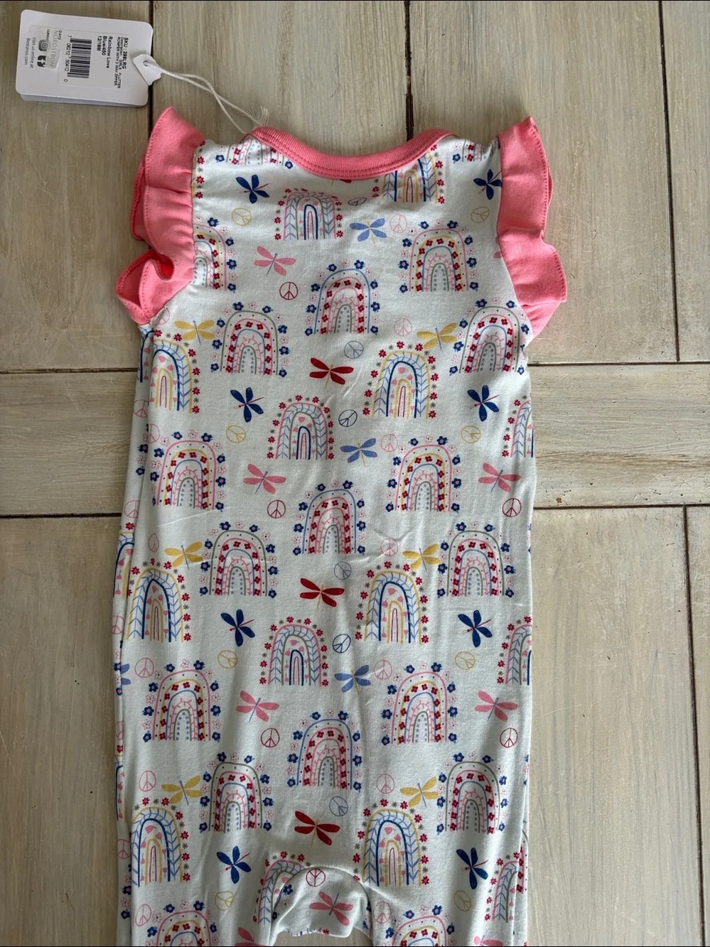 Bestaroo NWT Rainbows Short Sleeve Sleeper One Piece 12-18 Months